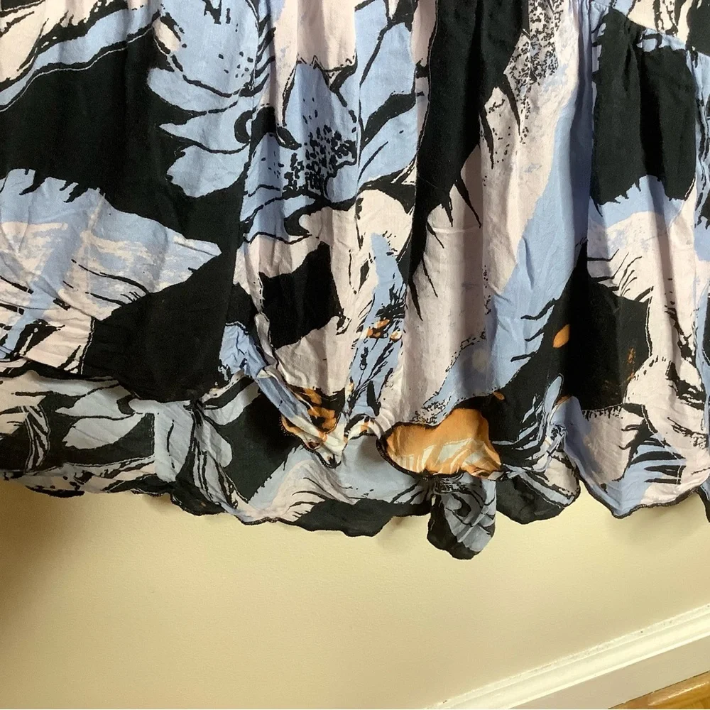 < Free People “Heat Wave” Floral High/Low Dress > - Picture 10 of 10